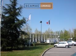 bureau de 821m², Villebon-sur-Yvette (Essonne)