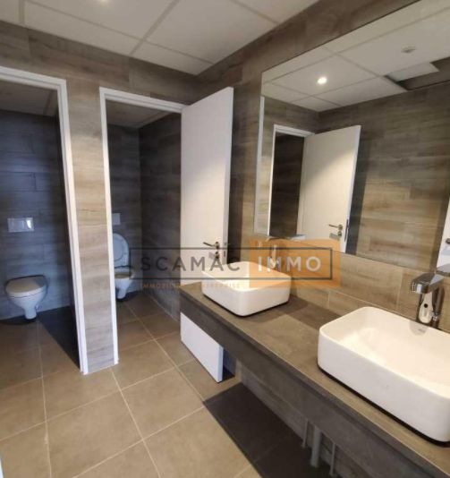 bureau de 755m², Ivry-sur-Seine (Val-de-Marne)