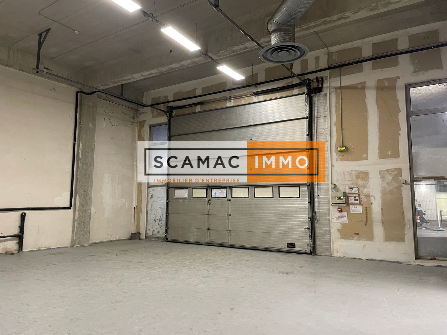 entrepôt de 596m², Ivry-sur-Seine (Val-de-Marne)