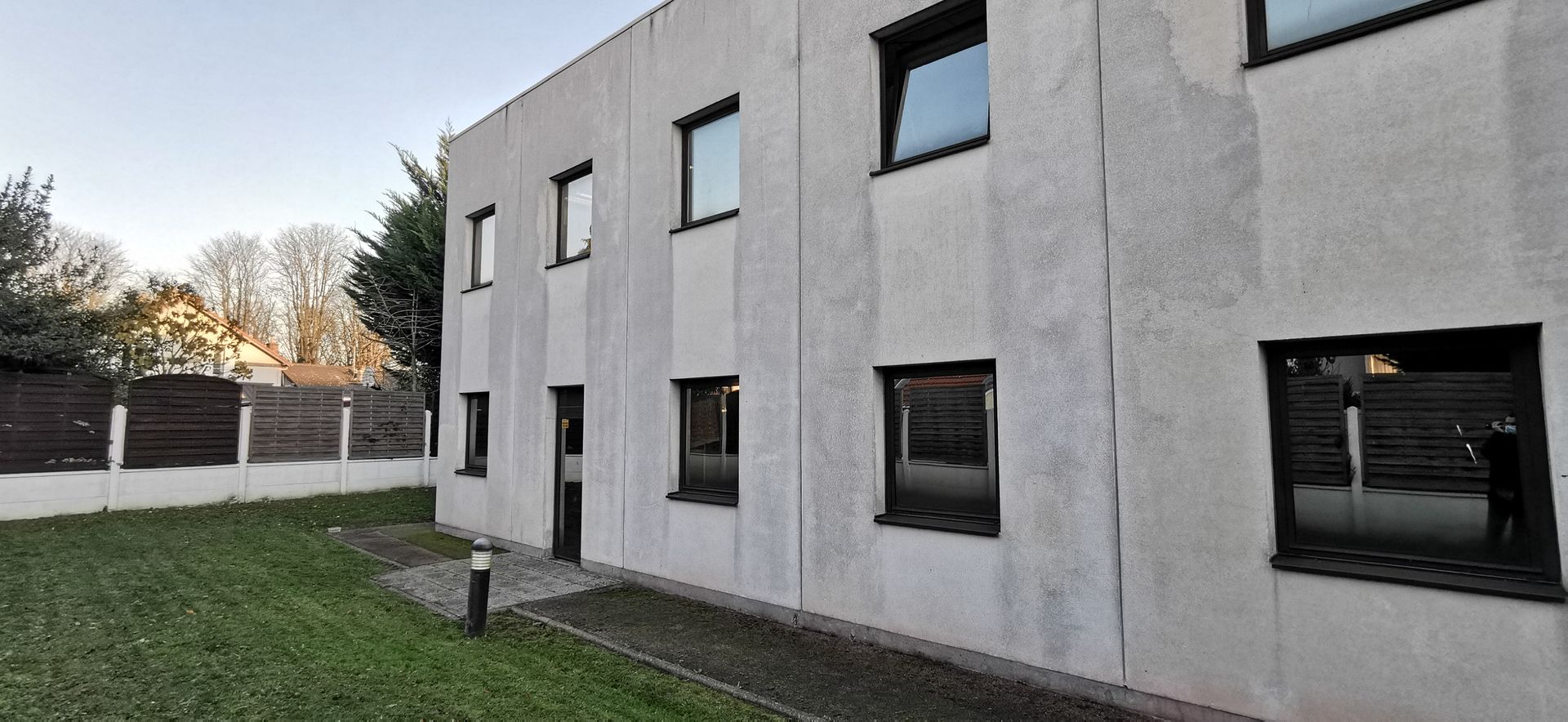 local d'activités de 720m², Vitry-sur-Seine (Val-de-Marne)