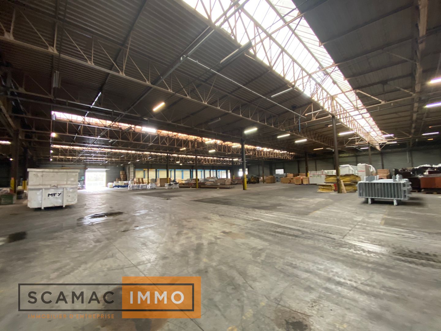 entrepôt de 3 000m², Montereau-faut-Yonne (Seine-et-Marne)