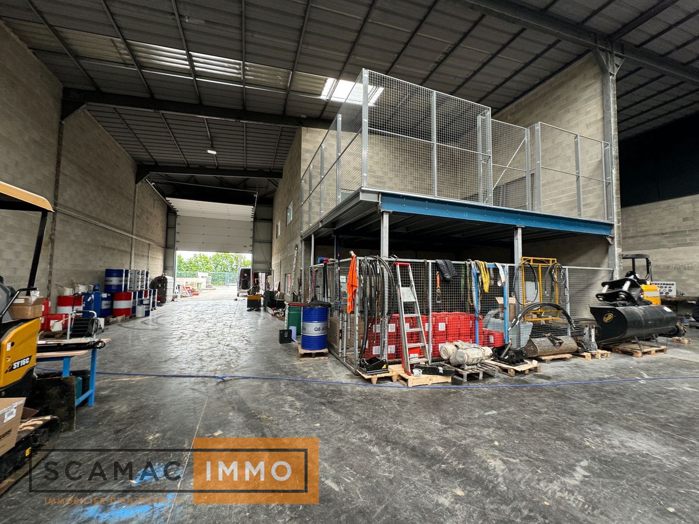 local d'activités de 300m², Saint-Germain-lès-Arpajon (Essonne)