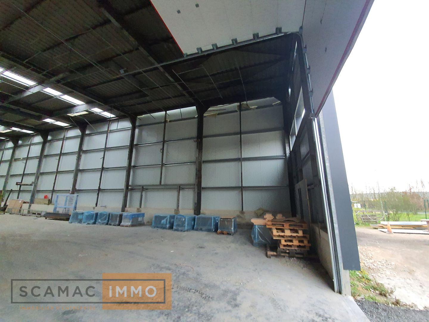 local d'activités de 200m², Saint-Germain-lès-Arpajon (Essonne)