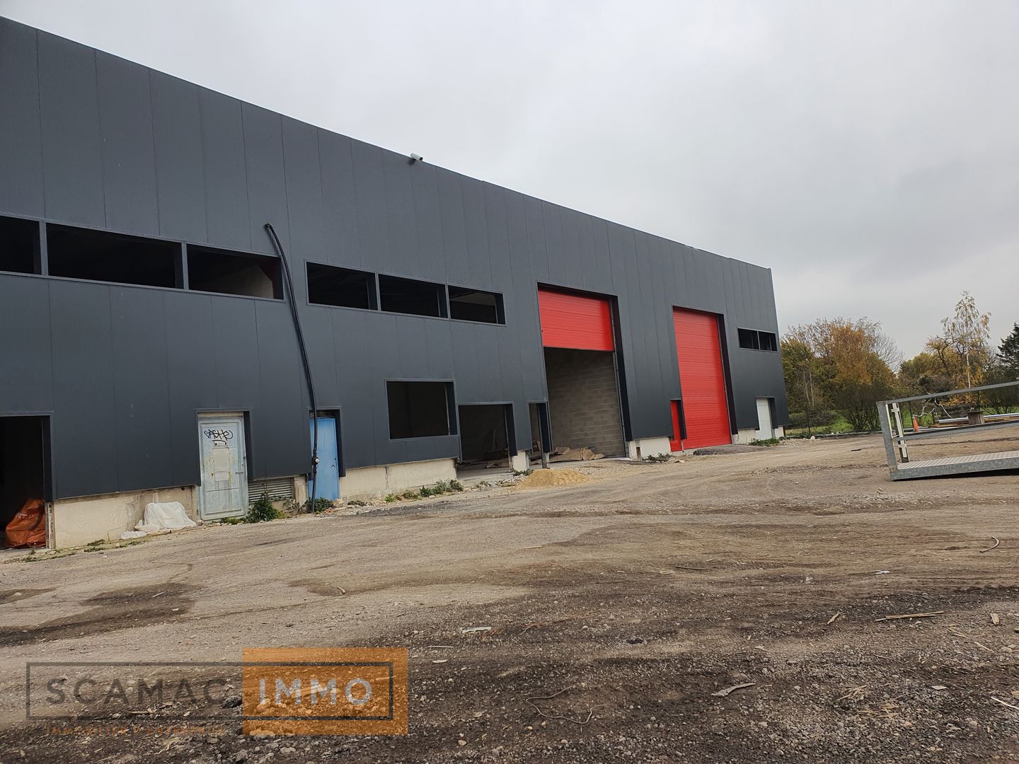 local d'activités de 200m², Saint-Germain-lès-Arpajon (Essonne)