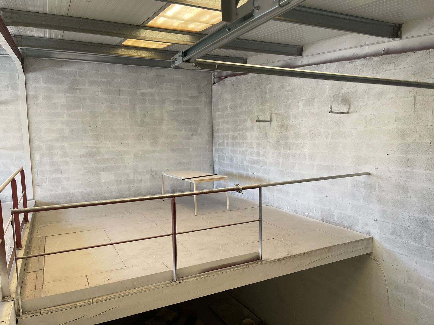 local d'activités de 170m², Stains (Seine-Saint-Denis)