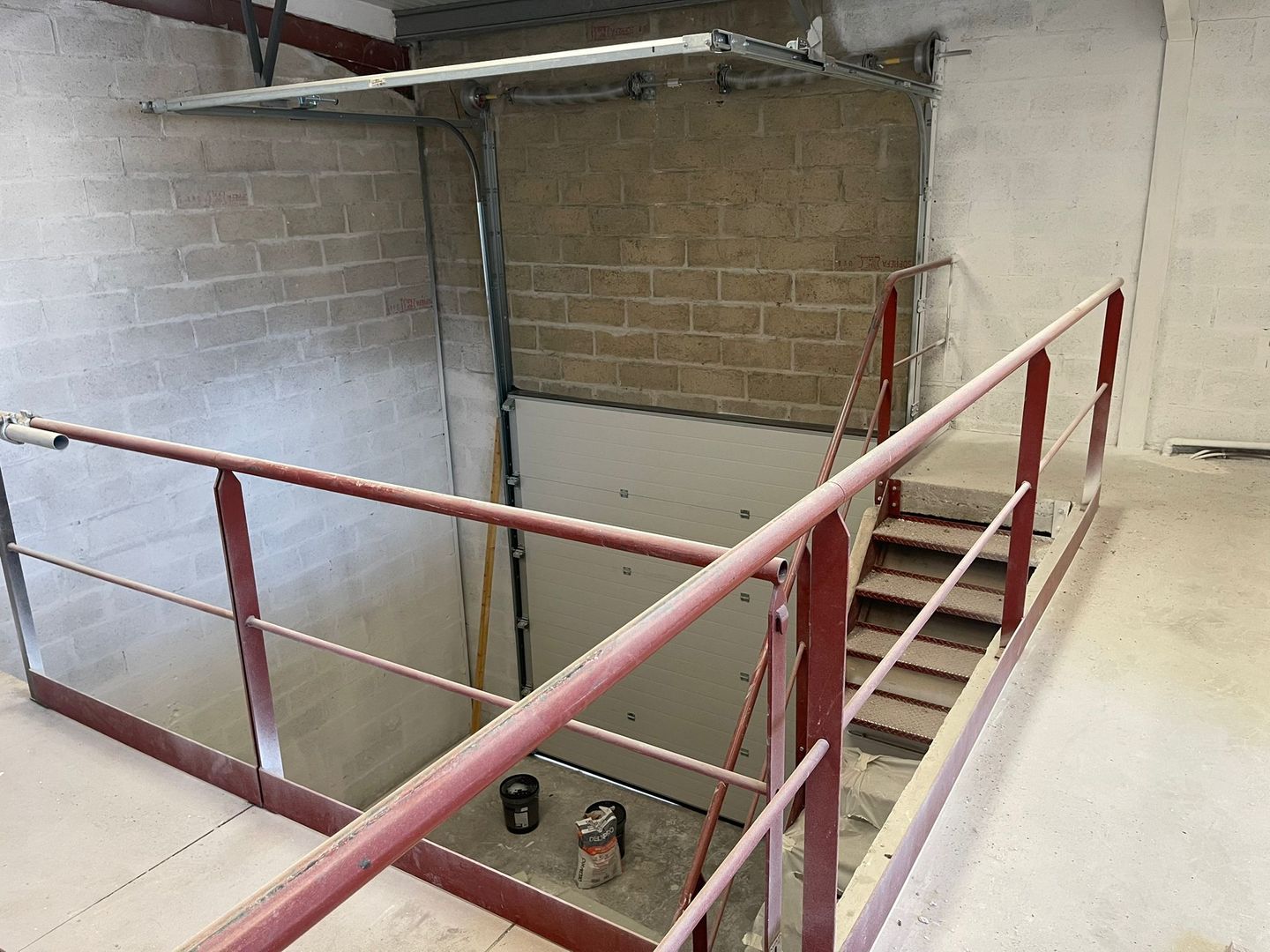 local d'activités de 170m², Stains (Seine-Saint-Denis)