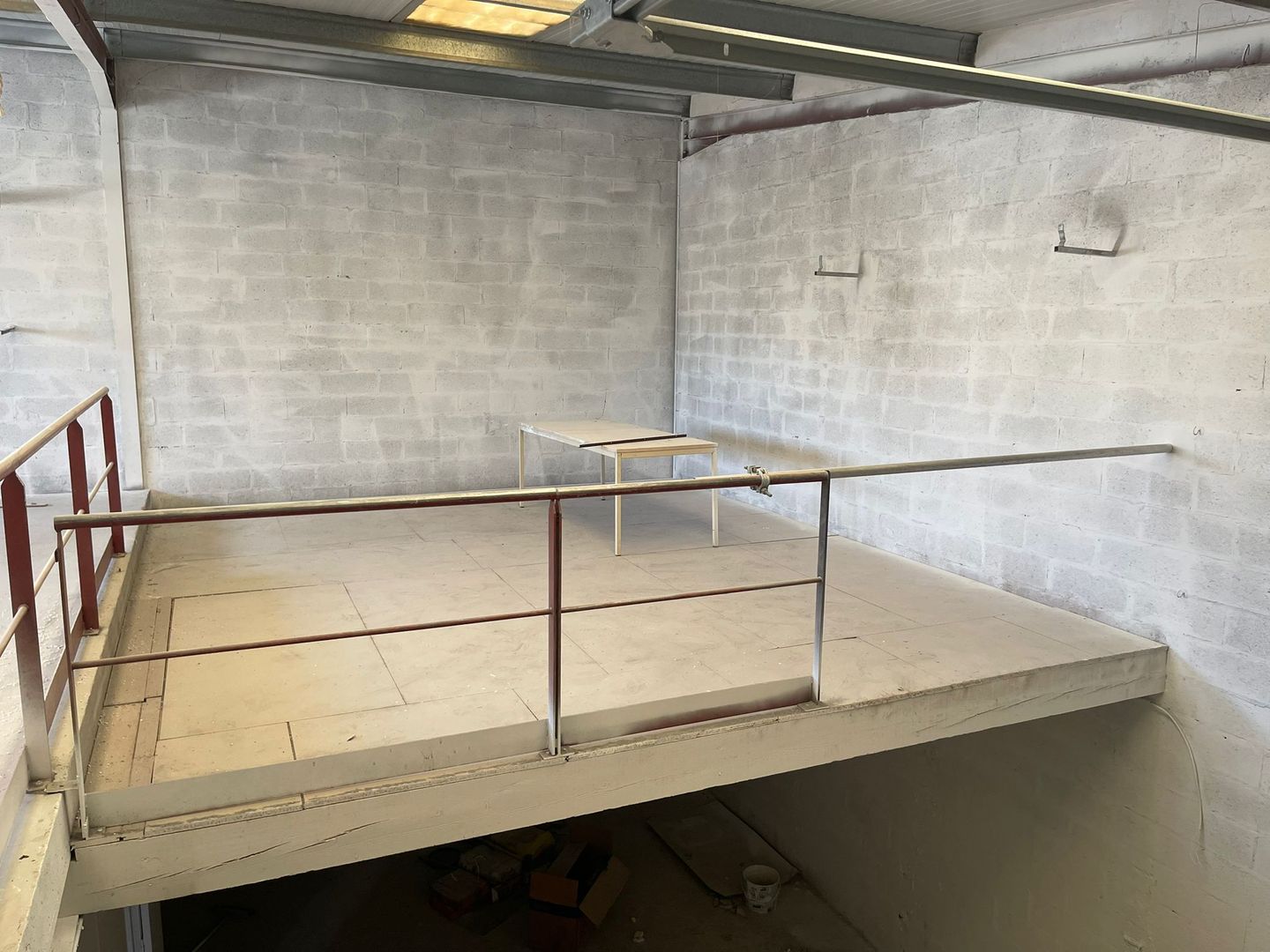 local d'activités de 170m², Stains (Seine-Saint-Denis)