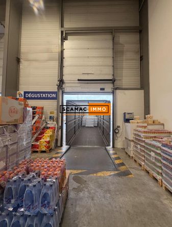 local d'activités de 2 244m², Gennevilliers (Hauts-de-Seine)