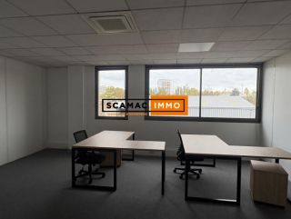 local d'activités de 1 129m², Gennevilliers (Hauts-de-Seine)