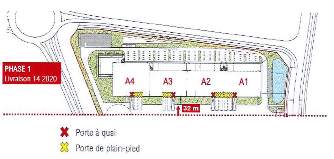 local d'activités de 2 314m², Louvres (Val-d'Oise)