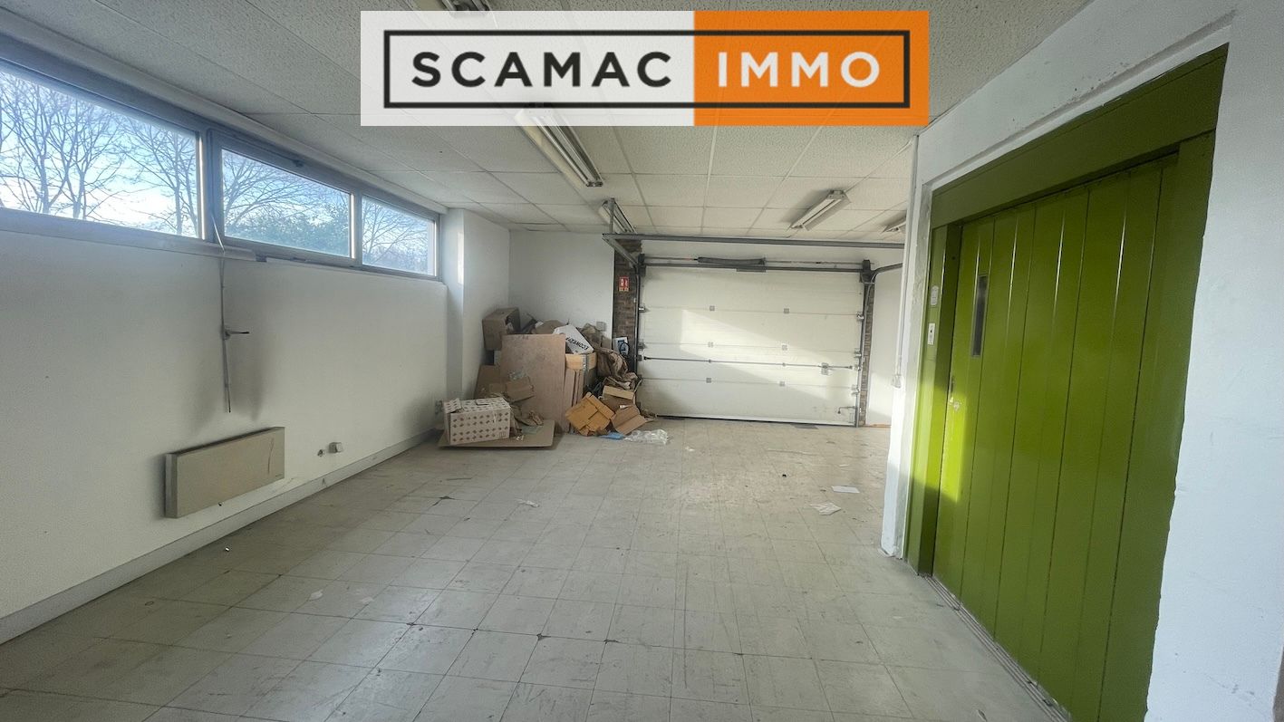 local d'activités de 320m², Les Ulis (Essonne)