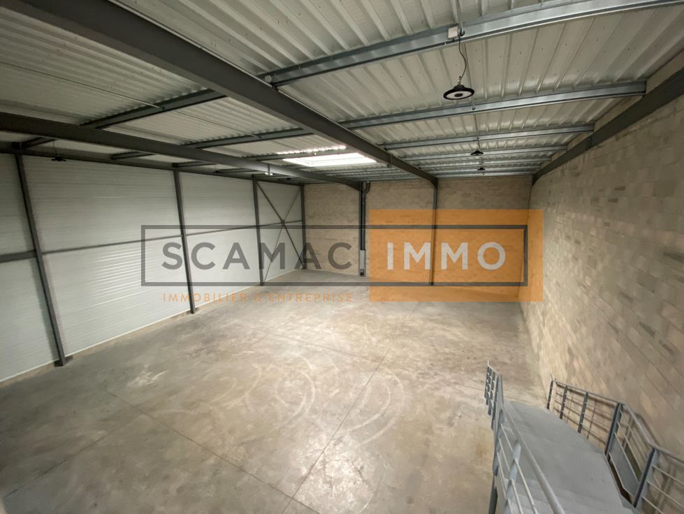 local d'activités de 313m², Aulnay-sous-Bois (Seine-Saint-Denis)