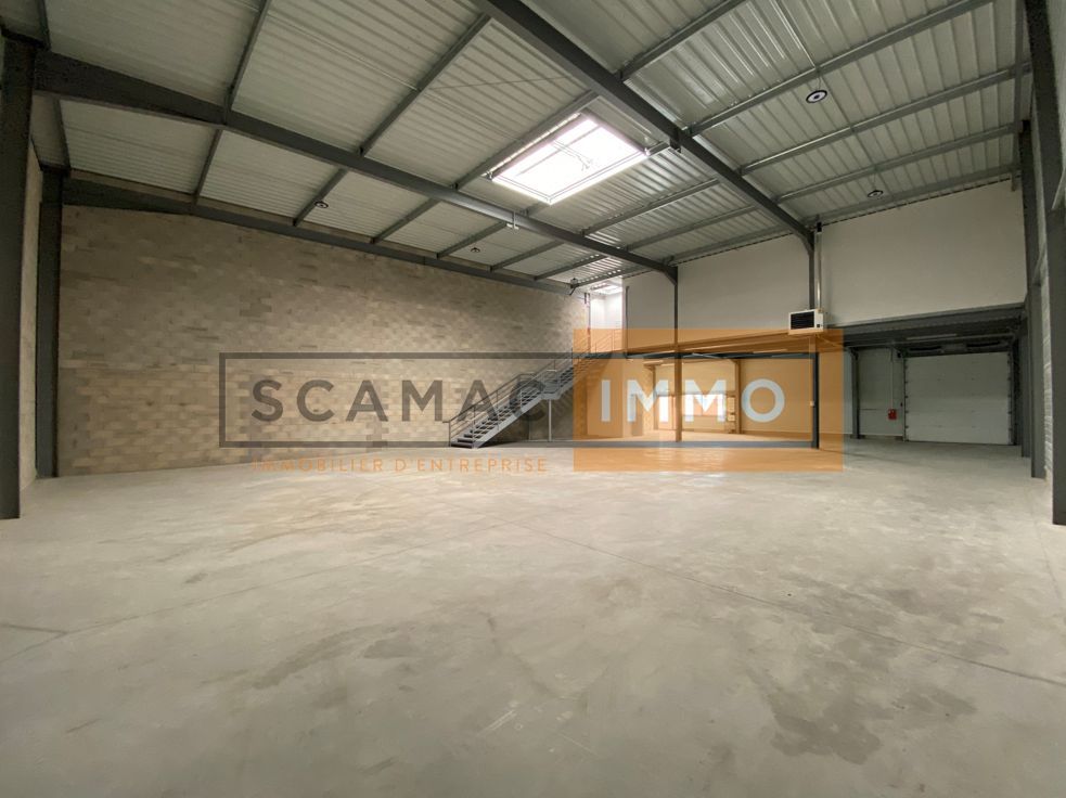local d'activités de 313m², Aulnay-sous-Bois (Seine-Saint-Denis)