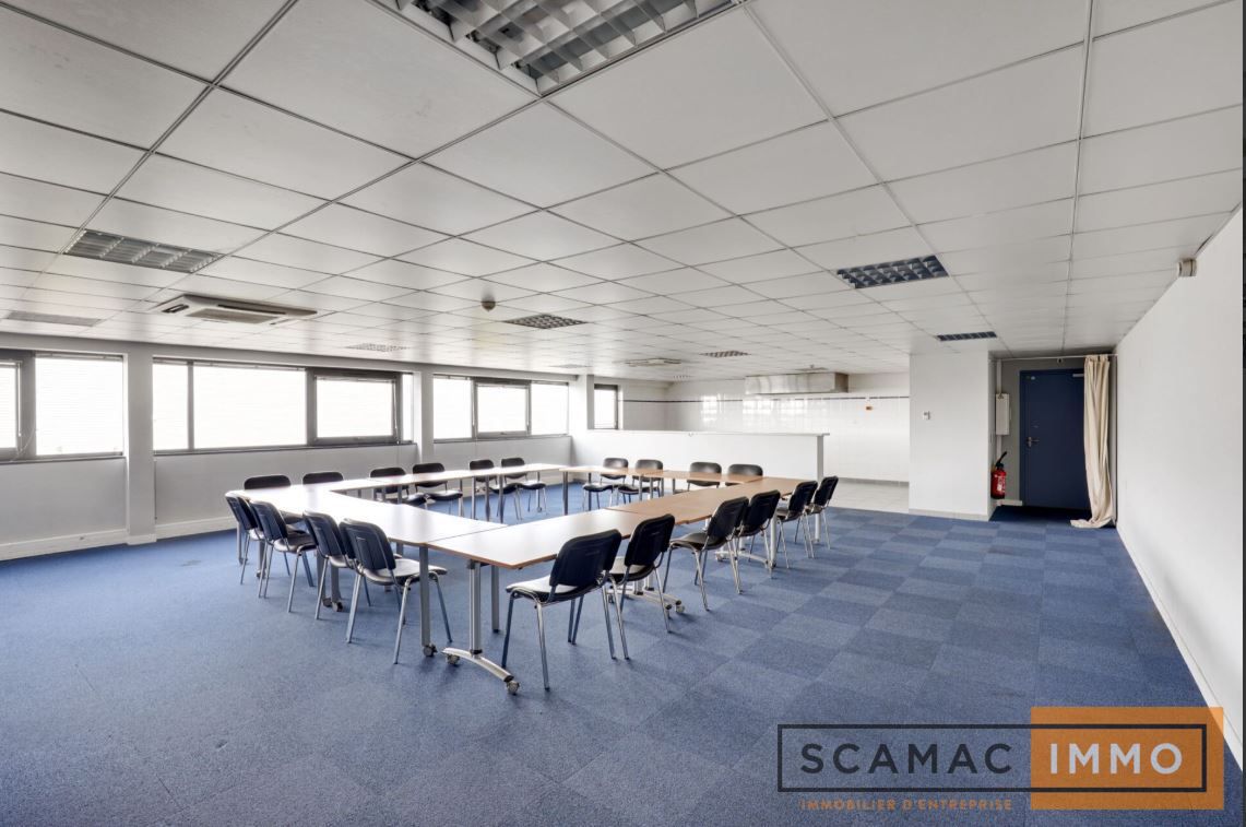 entrepôt frigorifique de 6 897m², Chilly-Mazarin (Essonne)
