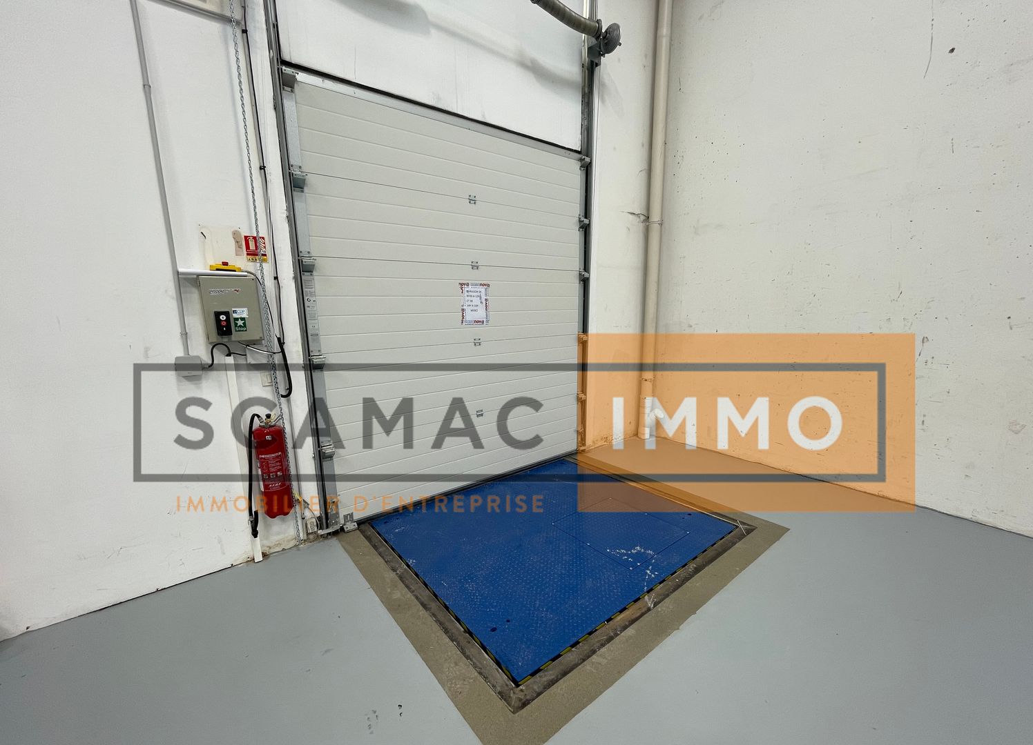 local d'activités de 518m², Champs-Sur-Marne (Seine-et-Marne)
