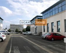 bureau de 301m², Villeneuve-la-Garenne (Hauts-de-Seine)