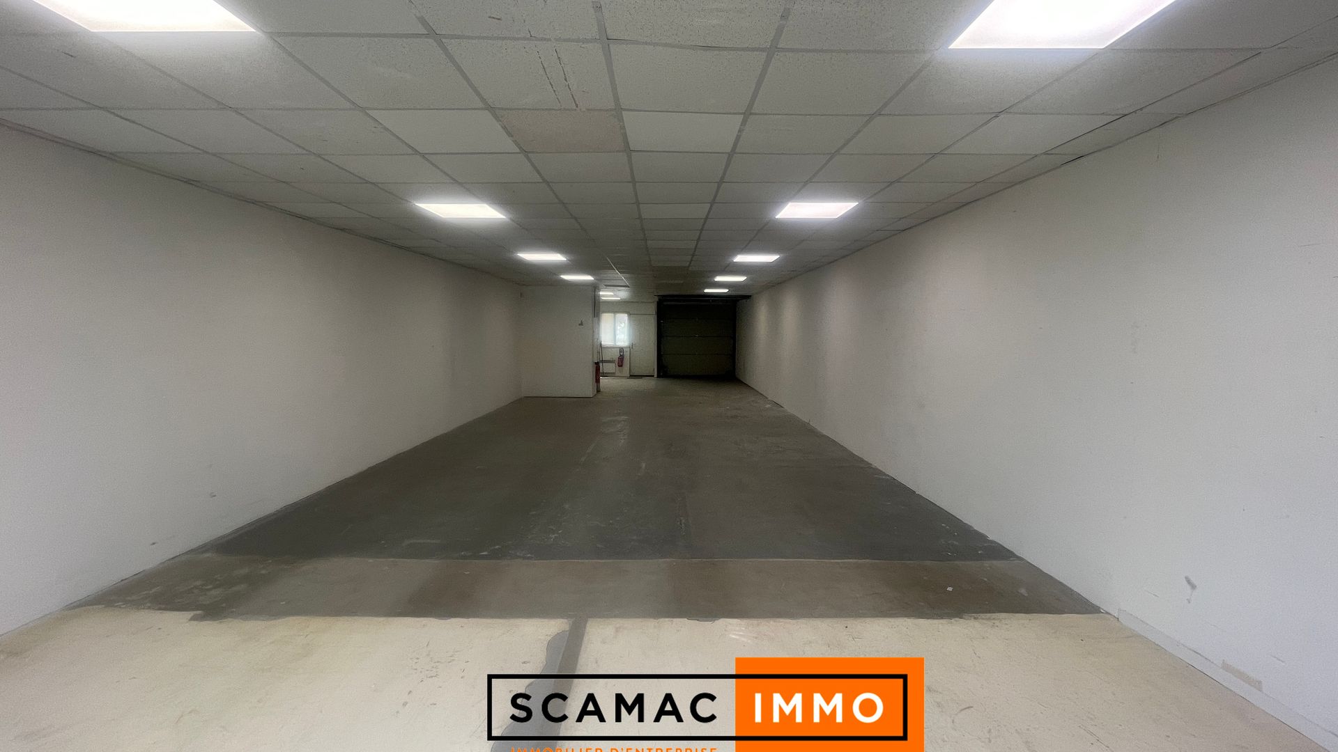 locaux mixtes de 160m², Les Ulis (Essonne)