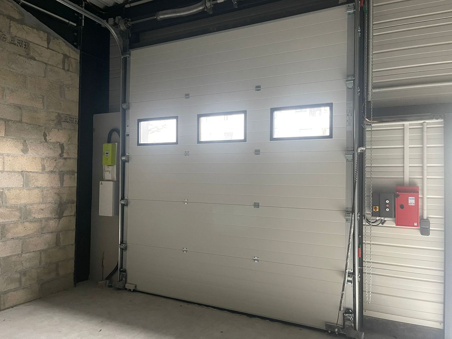 local d'activités de 160m², Épinay-sur-Seine (Seine-Saint-Denis)