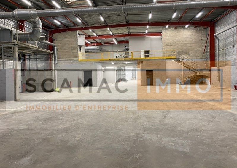 entrepôt de 1 478m², Orly (Val-de-Marne)