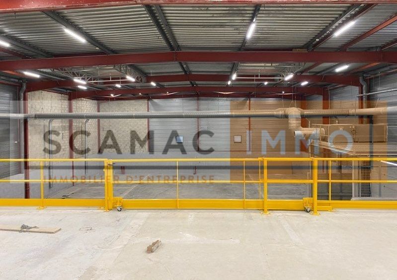 entrepôt de 1 478m², Orly (Val-de-Marne)