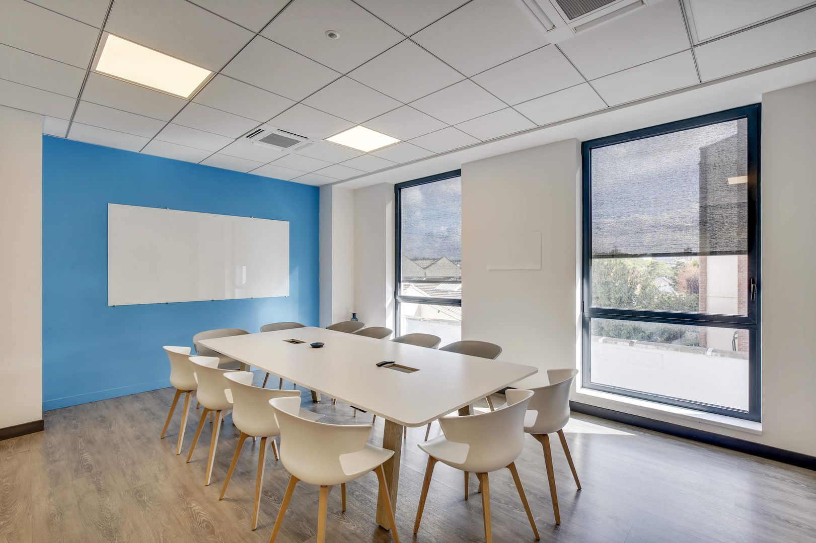 locaux mixtes de 1 499m², Ivry-sur-Seine (Val-de-Marne)