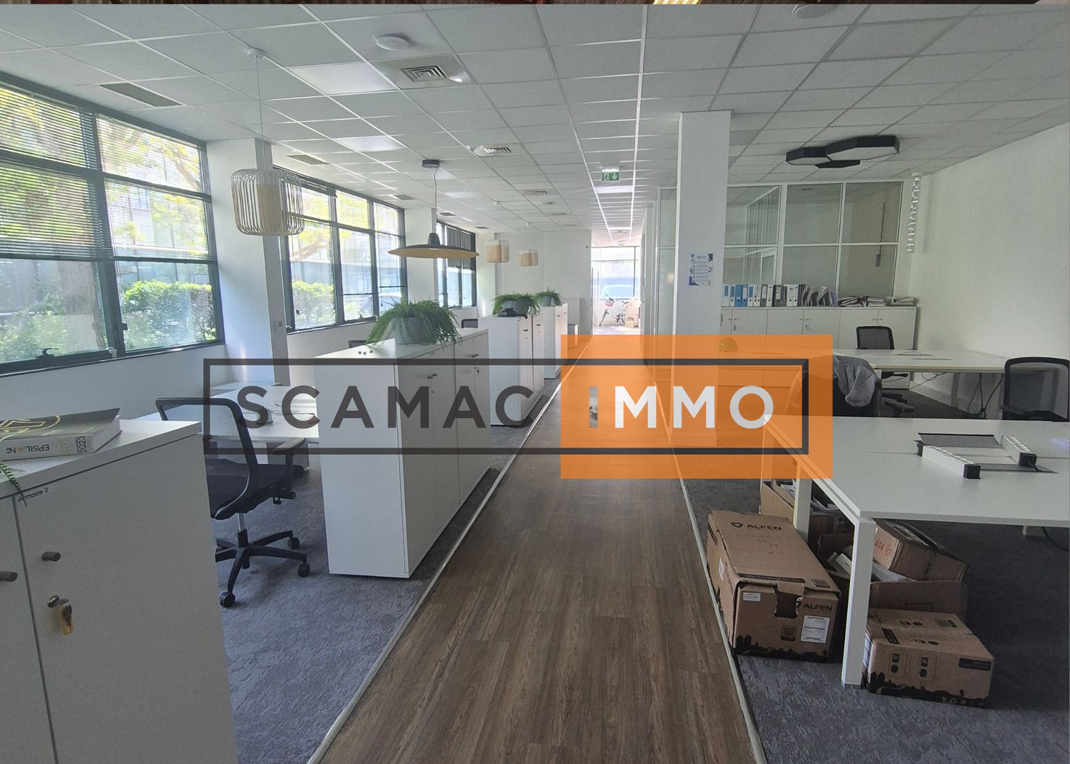 bureau de 116m², Roissy-en-France (Val-d'Oise)