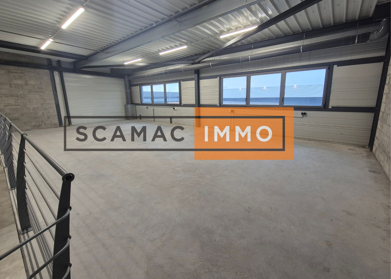 local d'activités de 360m², Le Thillay (Val-d'Oise)