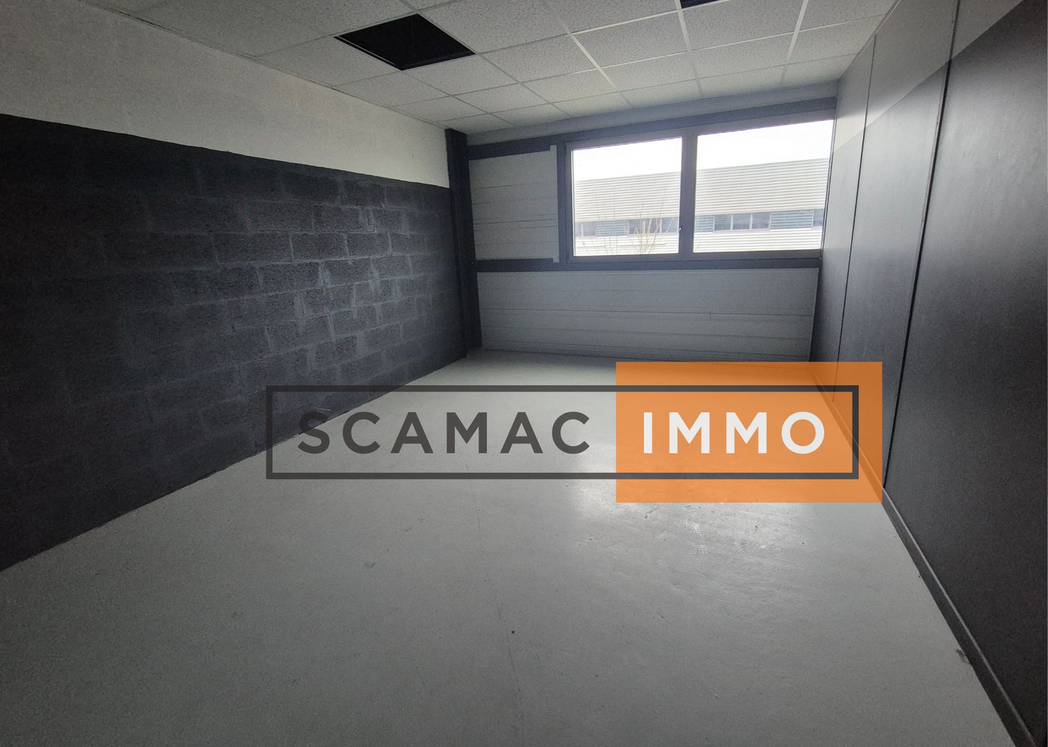 local d'activités de 360m², Le Thillay (Val-d'Oise)