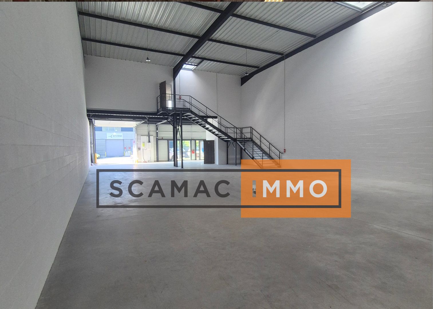 local d'activités de 360m², Le Thillay (Val-d'Oise)