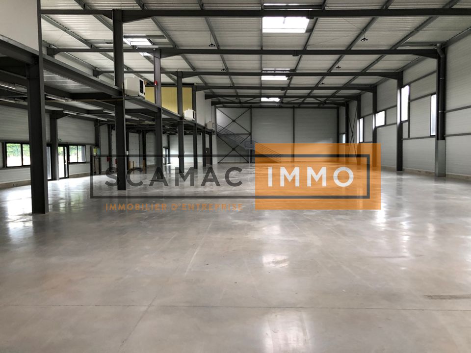 local d'activités de 740m², Le Thillay (Val-d'Oise)