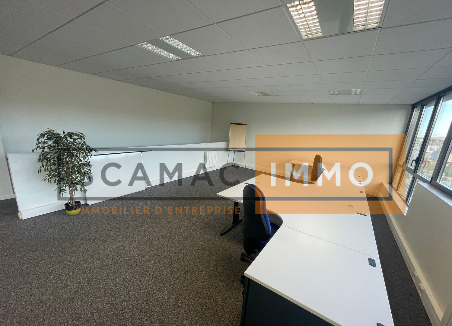 local d'activités de 252m², Collégien (Seine-et-Marne)