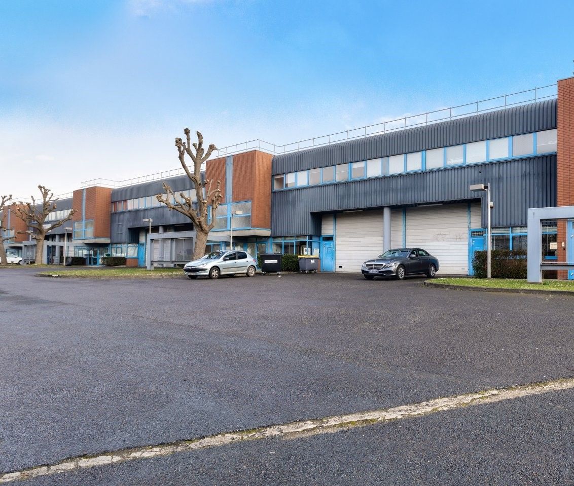 local d'activités de 495m², Villepinte (Seine-Saint-Denis)