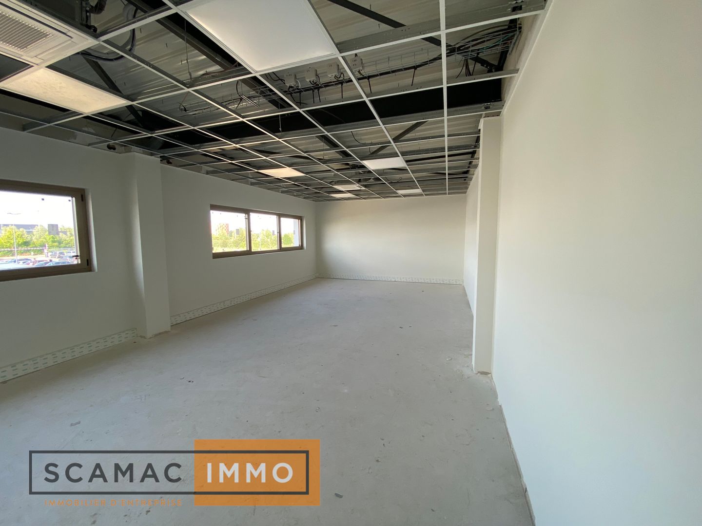 local d'activités de 525m², Marolles-en-Hurepoix (Essonne)
