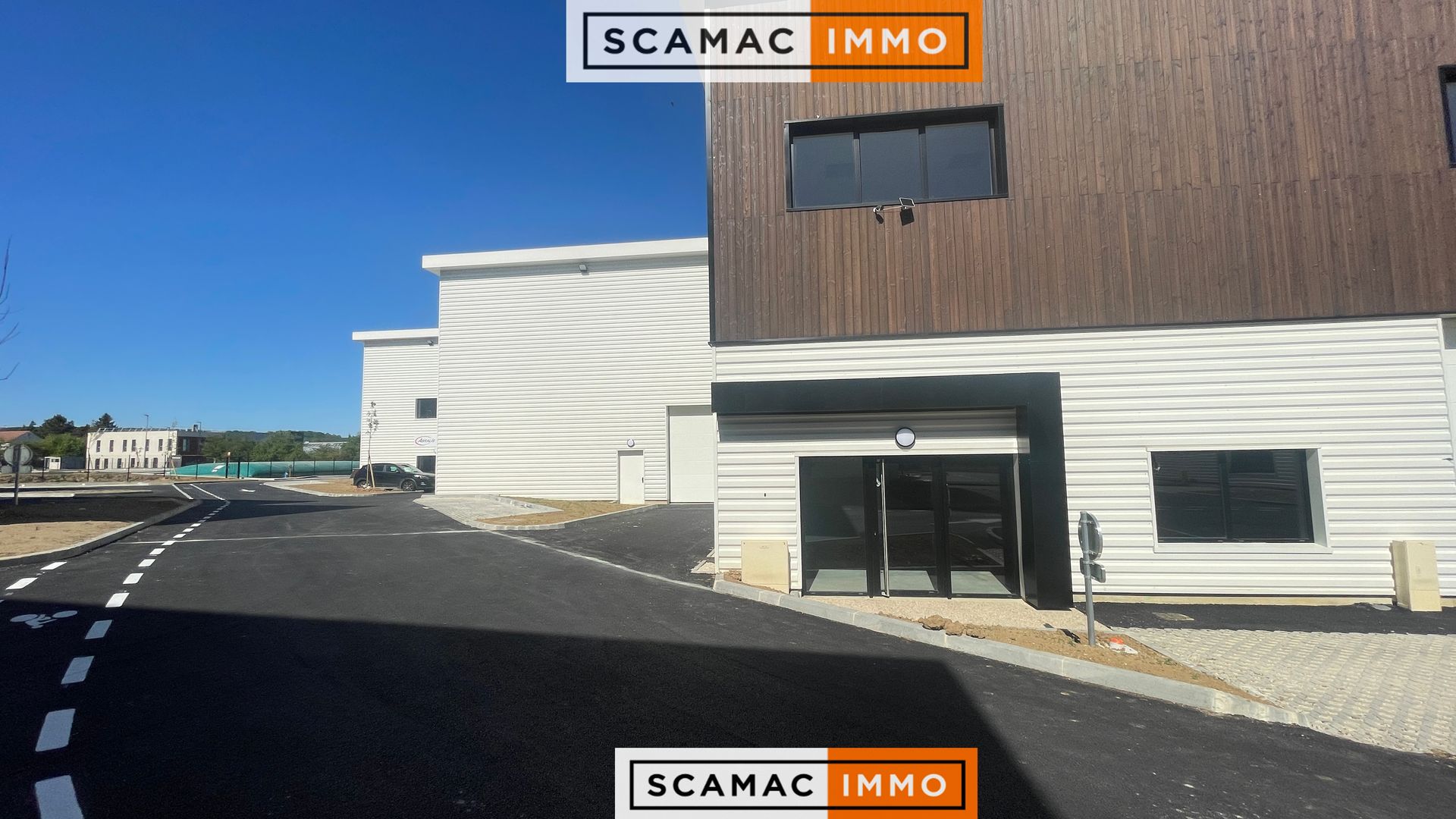 local d'activités de 585m², Ollainville (Essonne)