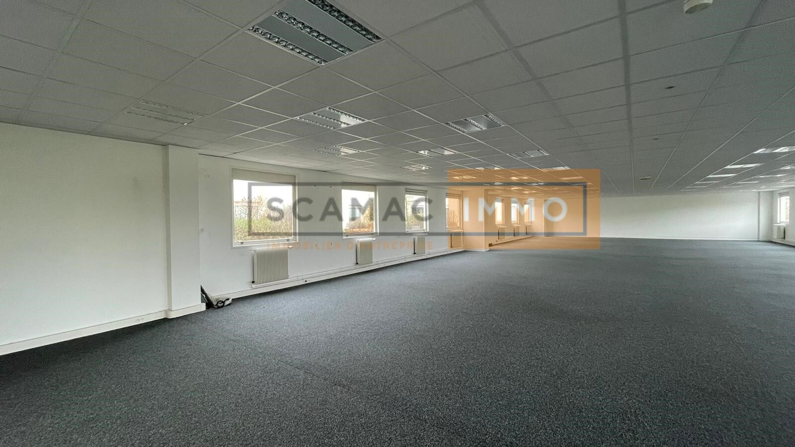 bureau de 465m², Gennevilliers (Hauts-de-Seine)