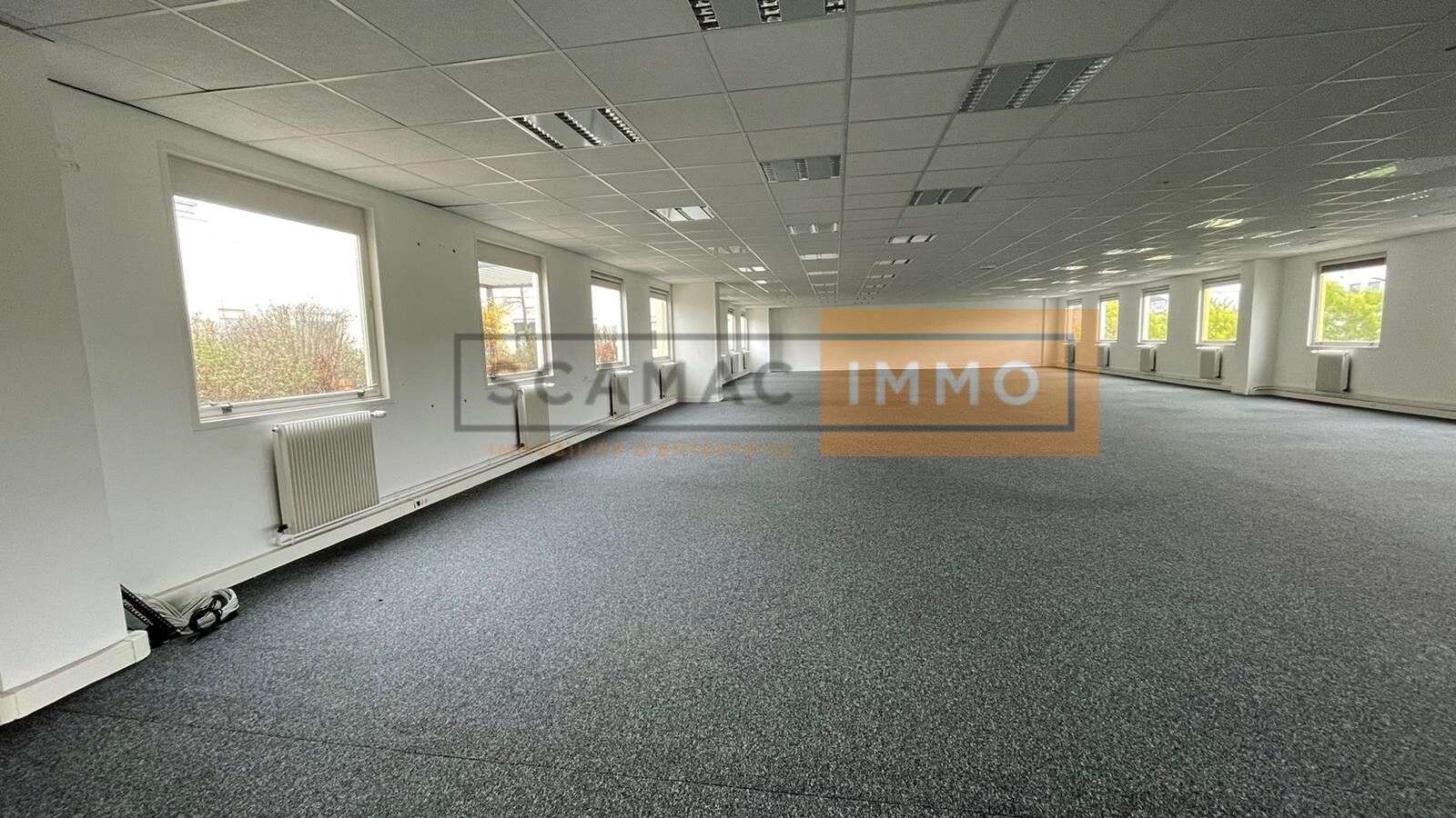bureau de 465m², Gennevilliers (Hauts-de-Seine)