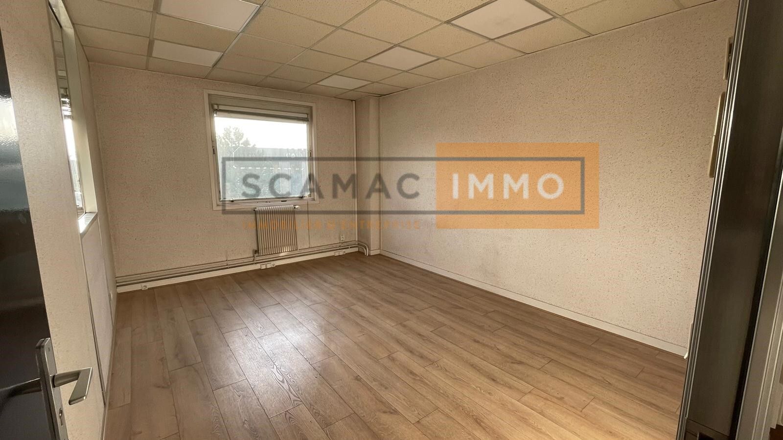 bureau de 80m², Gennevilliers (Hauts-de-Seine)