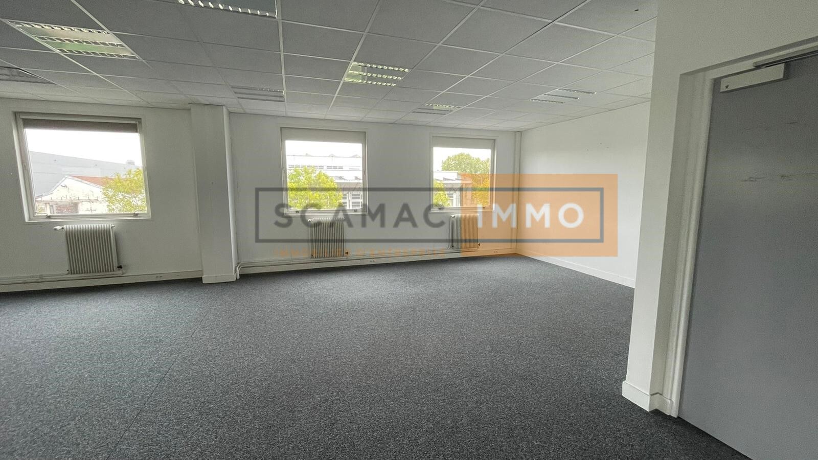 bureau de 345m², Gennevilliers (Hauts-de-Seine)