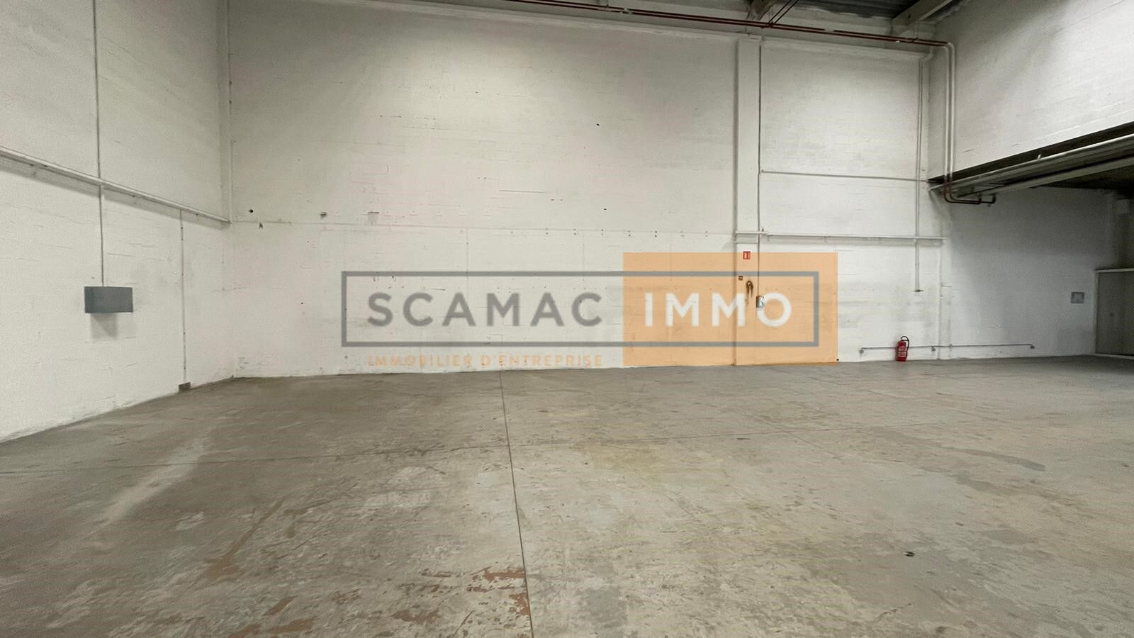 local d'activités de 1 177m², Gennevilliers (Hauts-de-Seine)