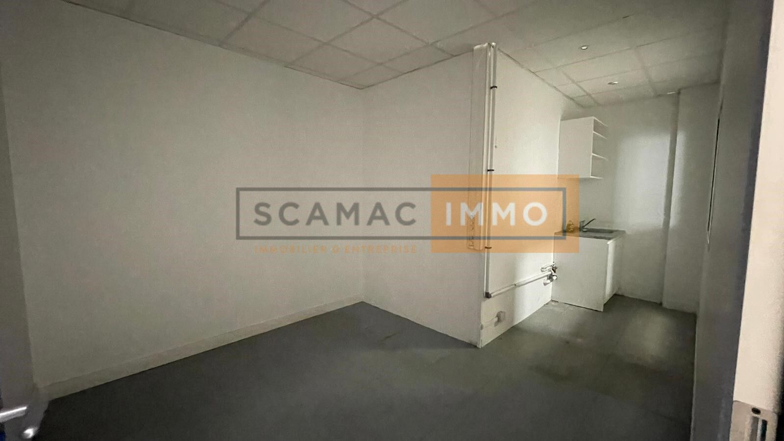 local d'activités de 1 177m², Gennevilliers (Hauts-de-Seine)