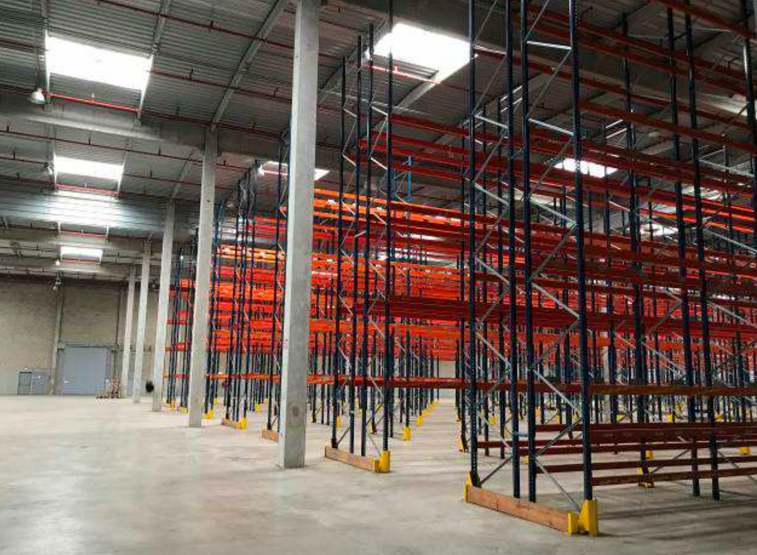 entrepôt de 12 461m², Combs-la-Ville (Seine-et-Marne)