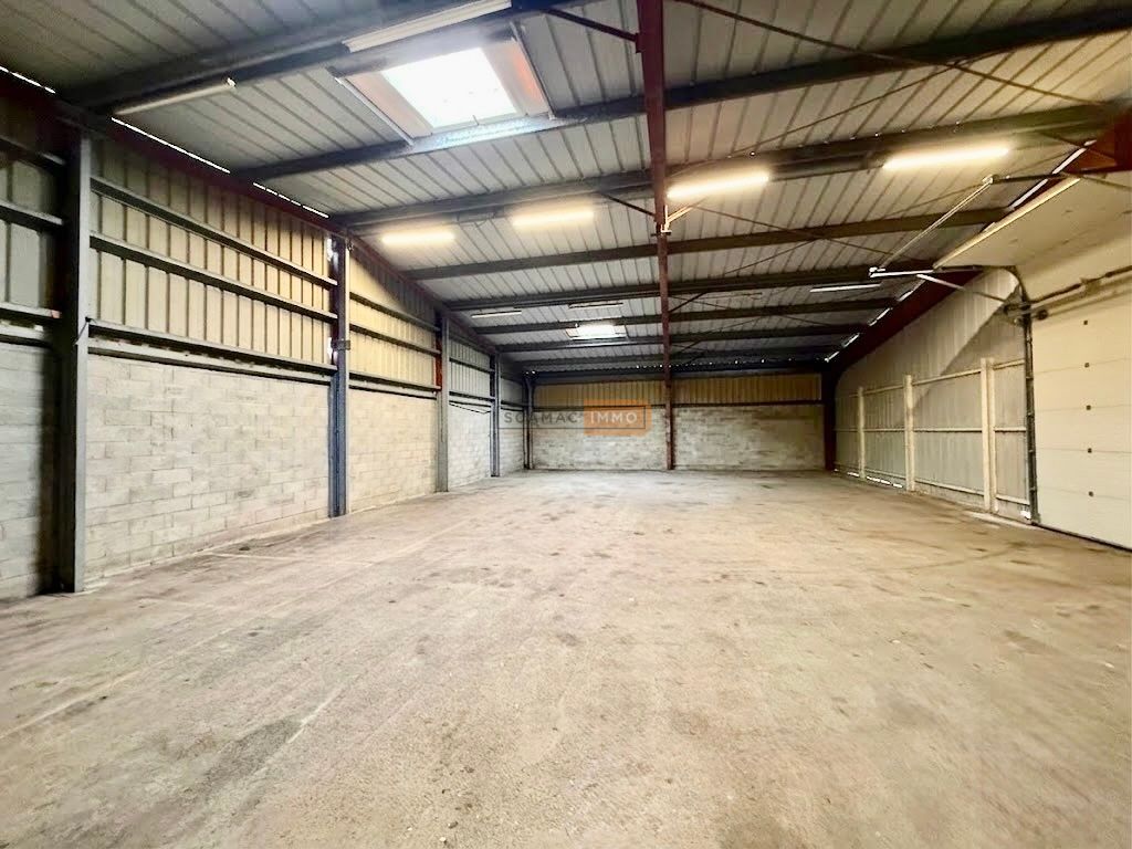 entrepôt de 311m², Sainte-Maxime (Var)