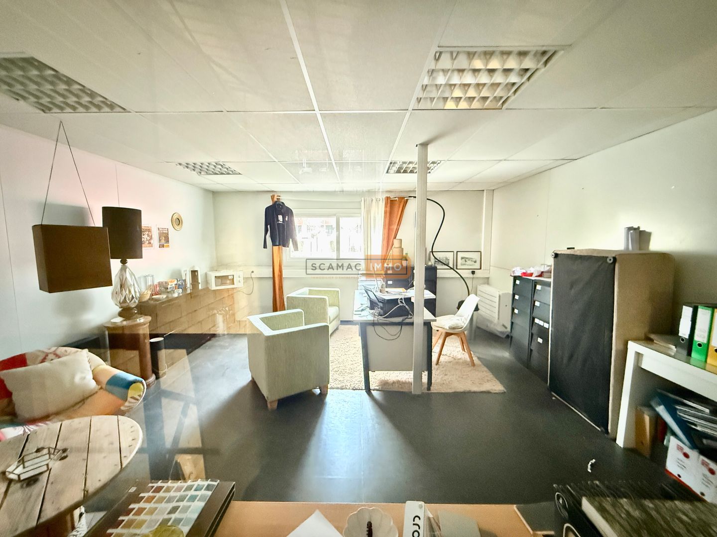 entrepôt de 147m², Sainte-Maxime (Var)
