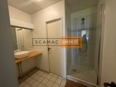 bureau de 692m², Villeneuve-la-Garenne (Hauts-de-Seine)