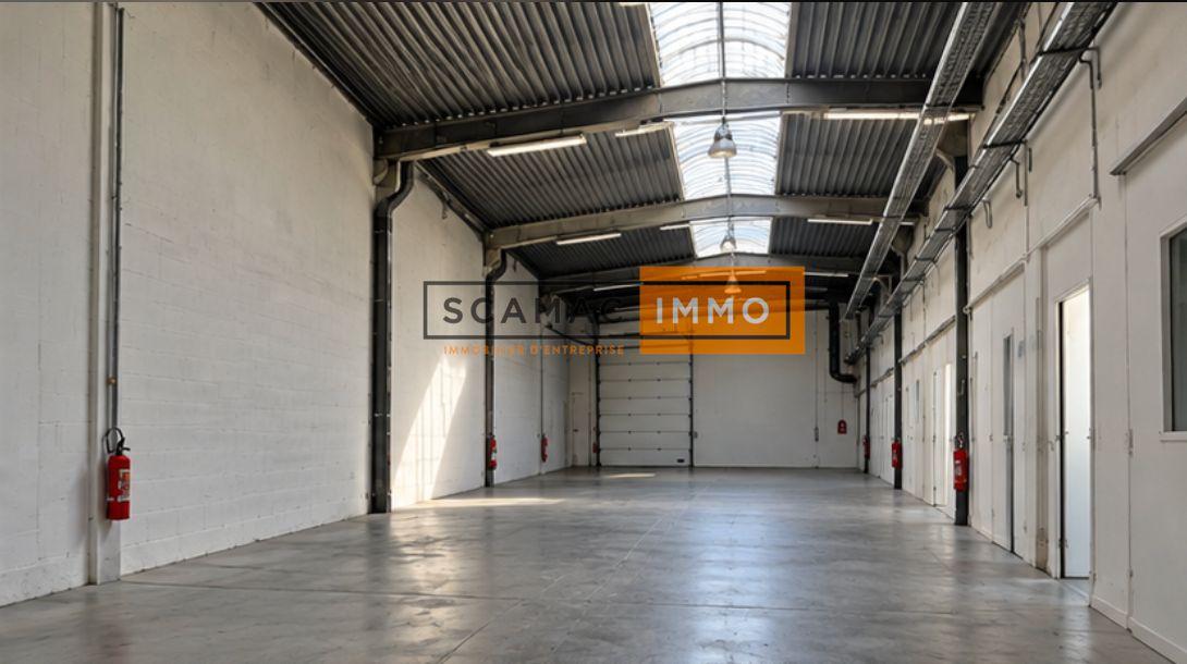 local d'activités de 449m², Éragny (Val-d'Oise)