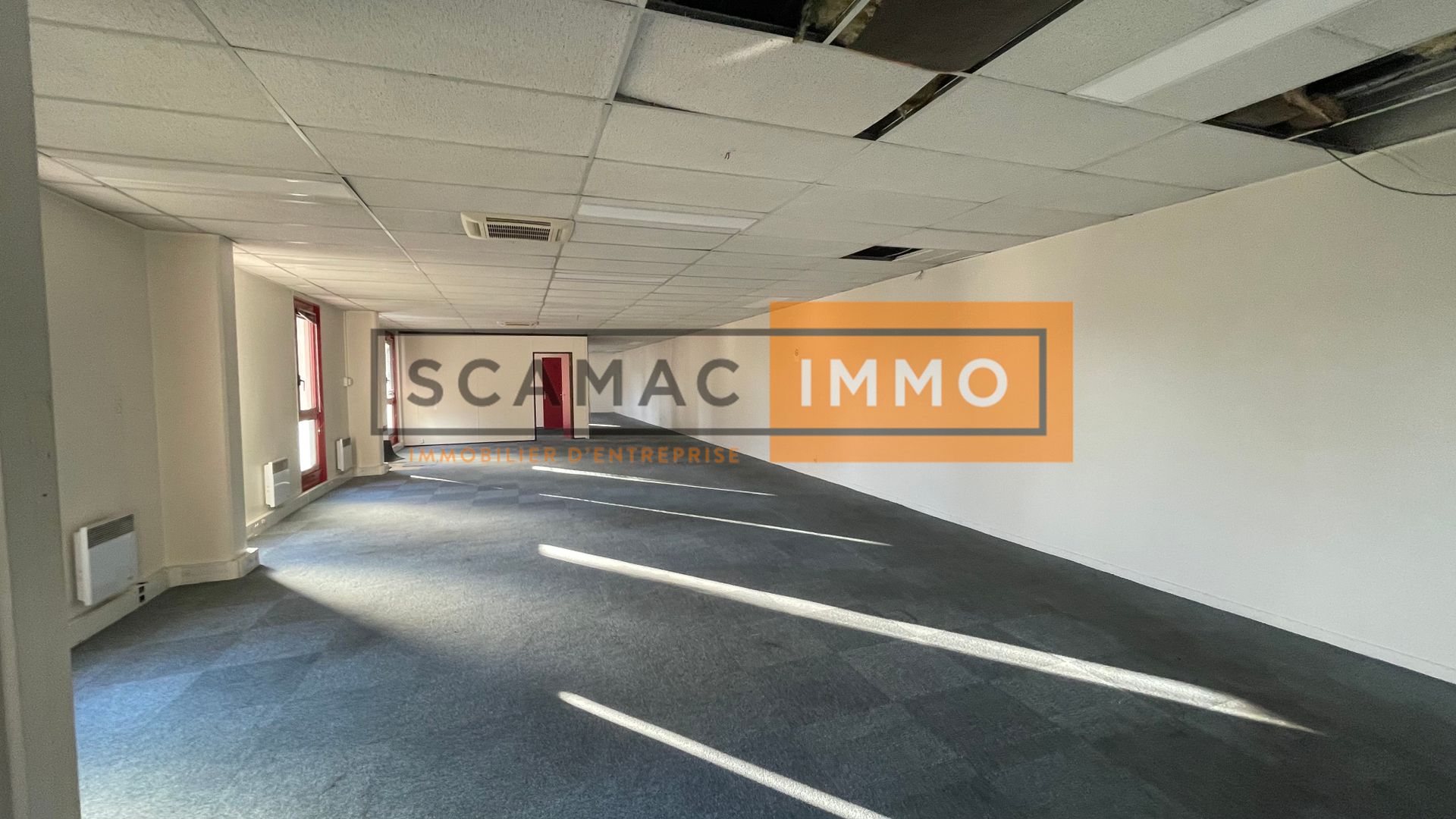 local d'activités de 298m², Éragny (Val-d'Oise)