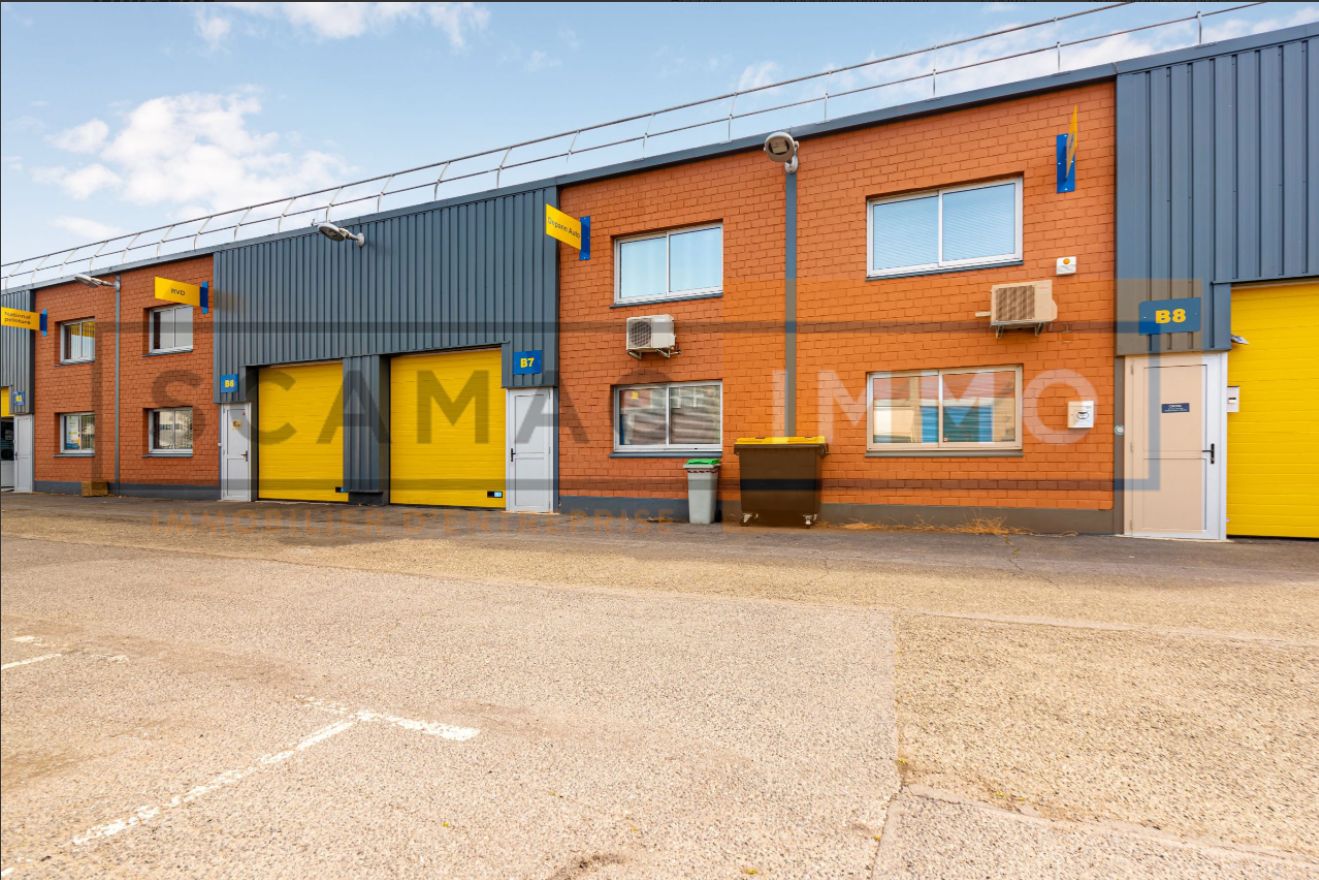 local d'activités de 336m², Saint-Ouen-l'Aumône (Val-d'Oise)
