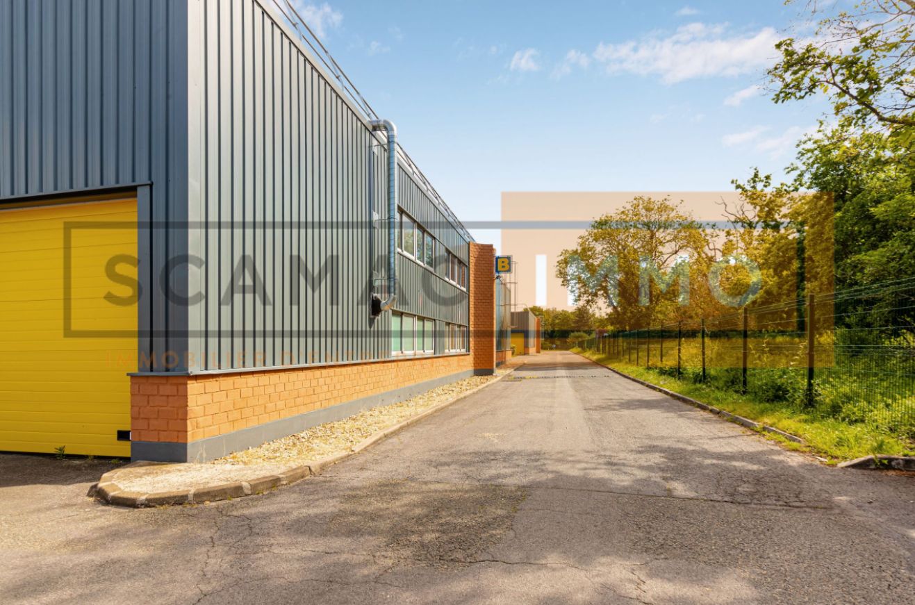 local d'activités de 336m², Saint-Ouen-l'Aumône (Val-d'Oise)