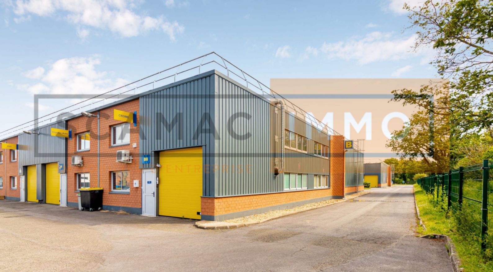 local d'activités de 336m², Saint-Ouen-l'Aumône (Val-d'Oise)