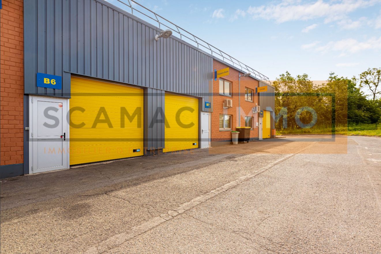 local d'activités de 336m², Saint-Ouen-l'Aumône (Val-d'Oise)